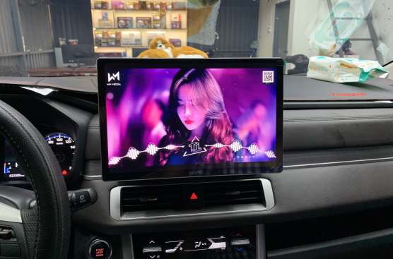 MÀN HÌNH OLED 13.1 INCH LIỀN CAM 360